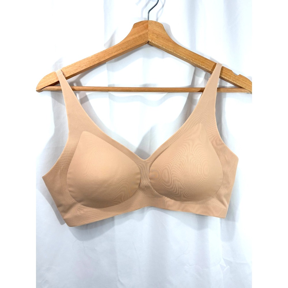 NWOT Women's Seamless Wireless Beige Bra Hook & Eye Closure- Size L